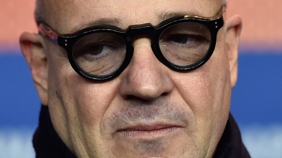EFA 2016,  Gianfranco Rosi in trionfo: ‘questo premio vuole abbattere le barriere tra noi e i migranti’