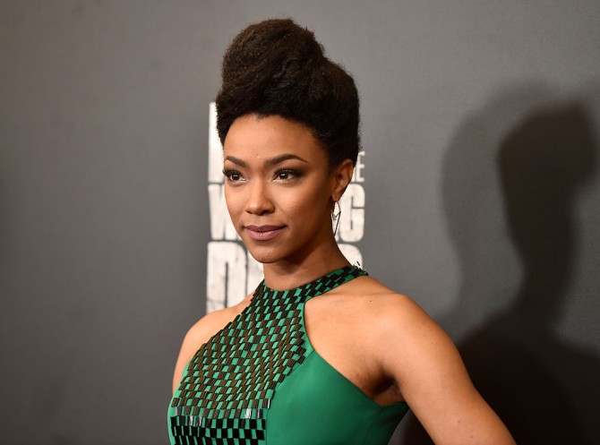 Serie Tv, novità: Star Trek: Discovery, la protagonista è Sonequa Martin-Green di The Walking Dead. Arriva Gypsy in The Flash