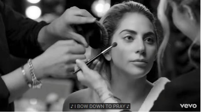 Lady Gaga, Million Reasons: testo, traduzione e video ufficiale