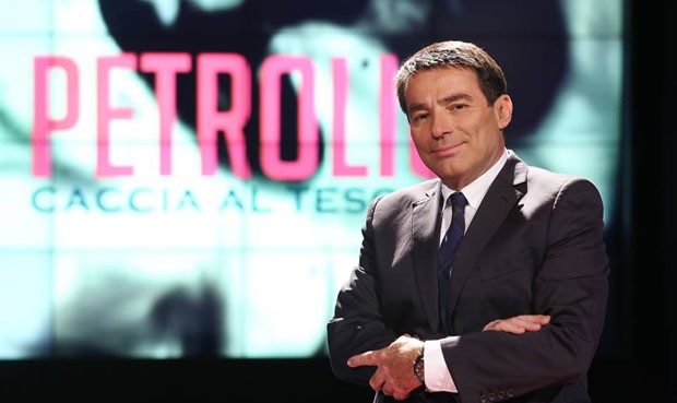 Stasera in tv, 28 dicembre 2016: Petrolio, Boss in Incognito, ultima di Selfie