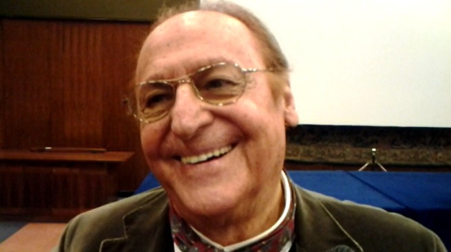 Renzo Arbore a Blogo: “In Rai ci sono pochi soldi, e allora faccio programmi gratis a casa mia” (VIDEO)