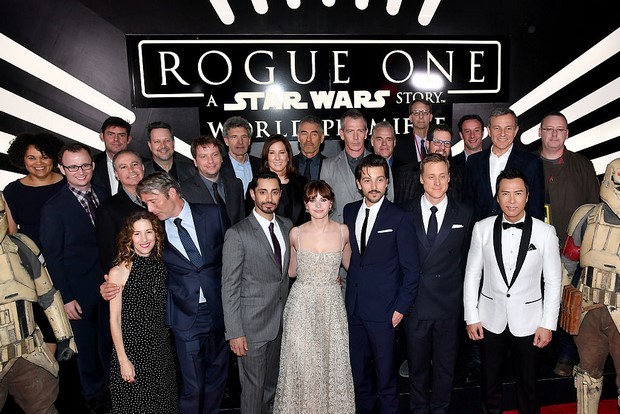 Rogue One: featurette in italiano, clip, video e foto della premiere di Los Angeles