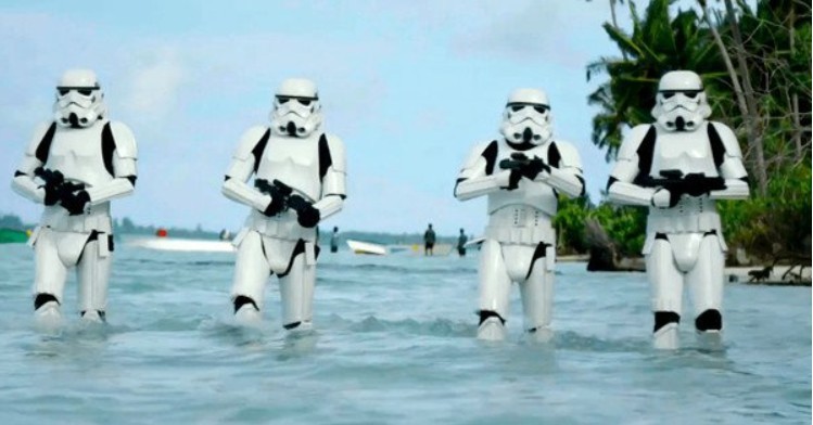 Rogue One: in un video tutte le scene dei trailer tagliate dal film