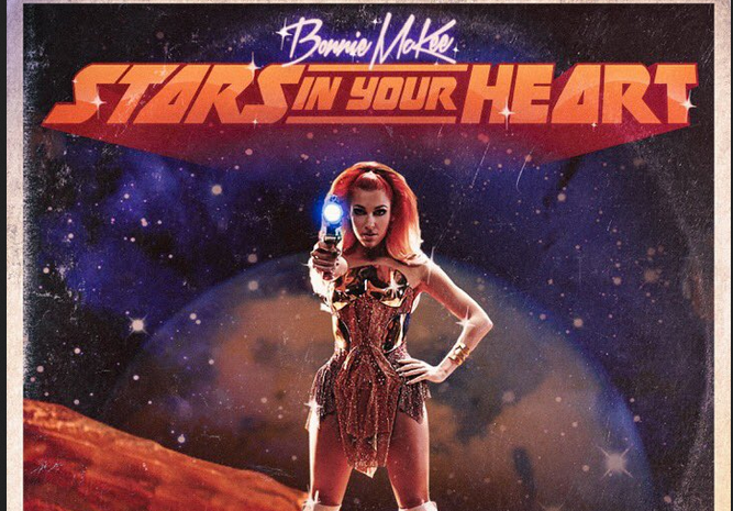 Bonnie McKee, Stars In Your Heart: testo, traduzione e video ufficiale