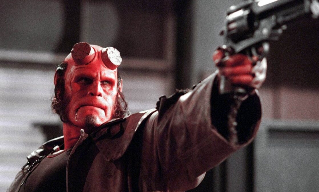 Hellboy 3, Guillermo del Toro lancia il sondaggio social