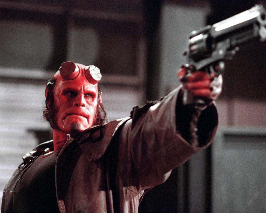 Hellboy 3, Guillermo del Toro lancia il sondaggio social