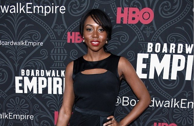 Serie Tv, novità: This is Us, Amanda Warren sarà la mamma di William. UnReal, conosciamo 10 corteggiatori