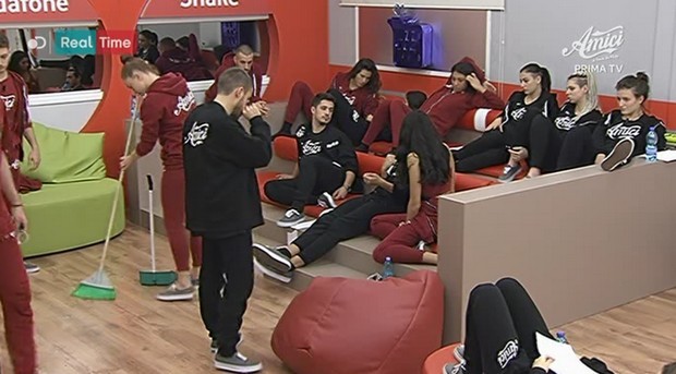 Amici 16 | Puntata 13 gennaio 2017 | In diretta