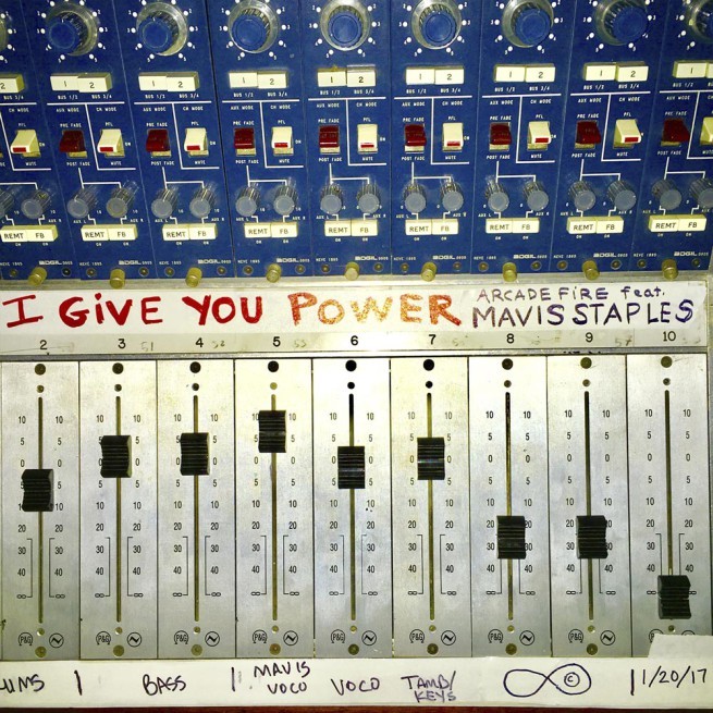 Arcade Fire, I Give You Power è il nuovo brano [testo, traduzione e audio]
