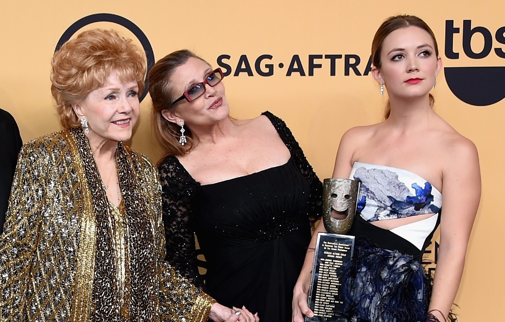 Billie Lourd ricorda la madre Carrie Fisher e la nonna Debbie Reynolds