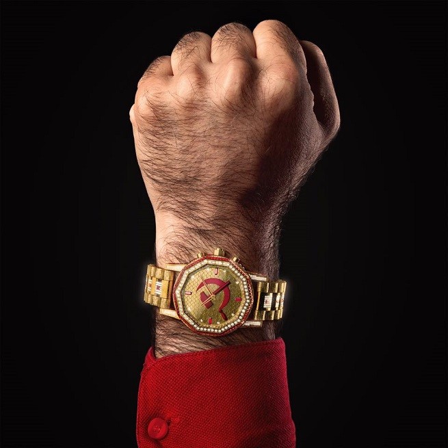 Fedez e J-Ax, Comunisti col rolex: conferenza stampa in diretta