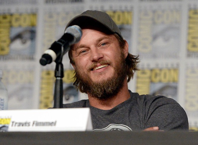 Serie Tv, novità: Travis Fimmel in un nuovo progetto History. NBC lavora a Witchblade. Nuovi pilot ordinati da ABC, CBS e NBC