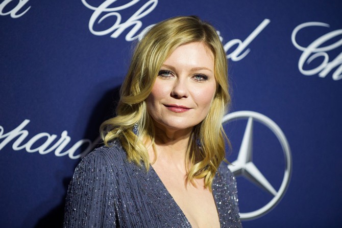 Serie Tv, novità: Kristen Dunst in On Becoming a God di AMC. Cinque ingressi in Absentia
