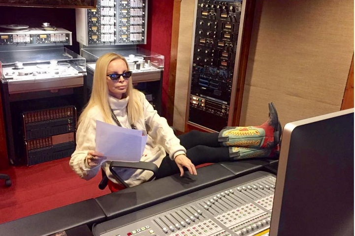 Patty Pravo in studio di registrazione: nuovo progetto in vista