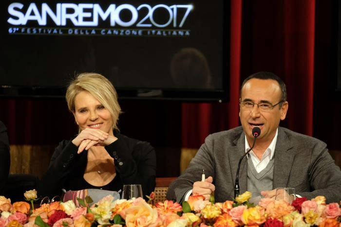 Sanremo 2017, Carlo Conti: “Con Maria De Filippi non sarà facile, non siamo abituati a lavorare in coppia”