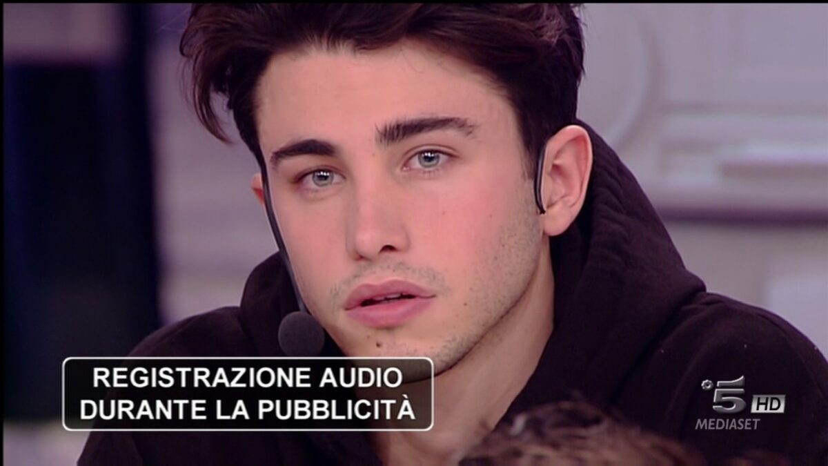 Amici 16, puntata dell’11 febbraio: Riccardo e Mike rivali, Vittoria e Federica vincono le sfide