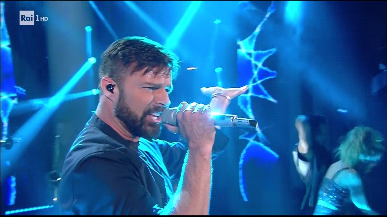 Ricky Martin a Sanremo 2017 | Prima serata | martedì 7 febbraio