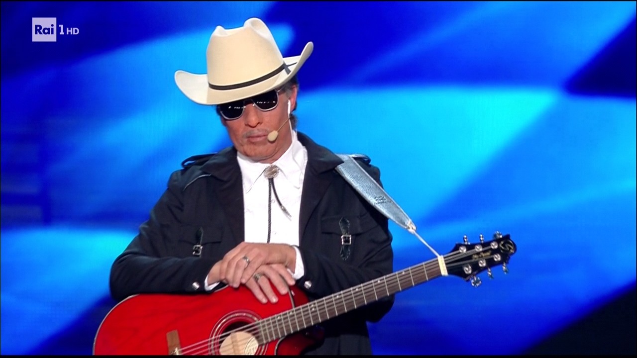 Sanremo 2017, Ubaldo Pantani è Bob Dylan (video)