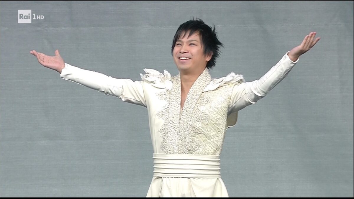 Il mago Hiroki Hara a Sanremo 2017 (via America’s Got Talent)