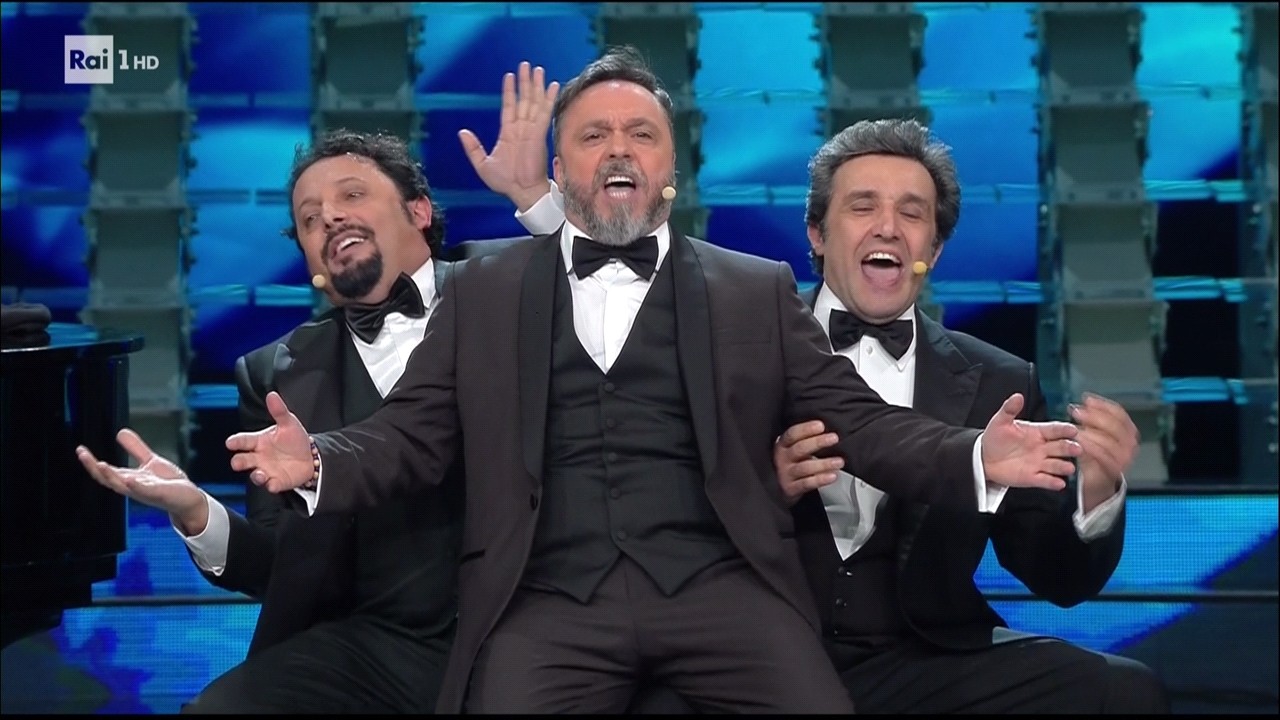 Enrico Brignano, Gabriele Cirilli e Flavio Insinna a Sanremo 2017 (anche con Tre Briganti e Tre Somari)