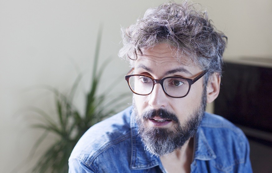 Brunori Sas, A casa tutto bene tour: concerti sold out a Bologna [video]