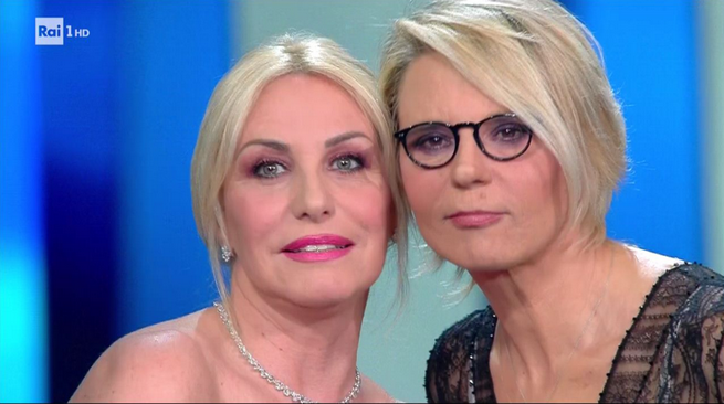 Antonella Clerici: “Con De Filippi lavorerei, a lei in fondo non interessa fare la conduttrice”