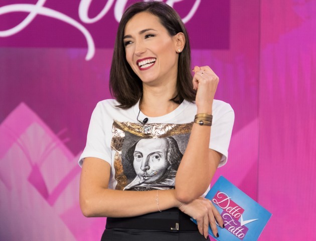 Detto Fatto: Caterina Balivo commenta Sanremo 2017 su Rai2