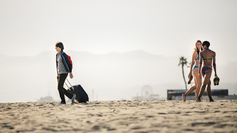Dean: trailer e poster della commedia con Demetri Martin e Kevin Kline
