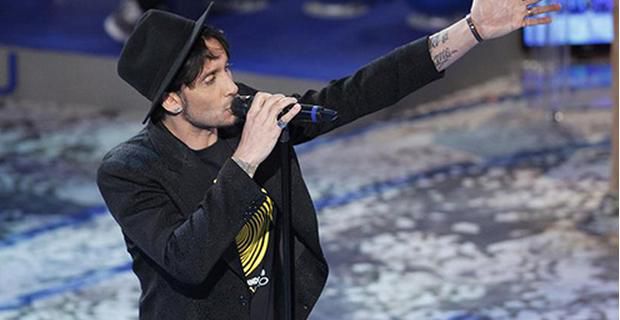 Sanremo 2017, Fabrizio Moro – Portami via [testo e video ufficiale]