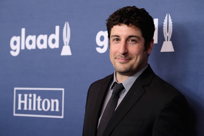 Serie Tv, pilot: Jason Biggs in Charlie Foxtrot di ABC. B.J. Britt in Behind Enemy Lines della Fox