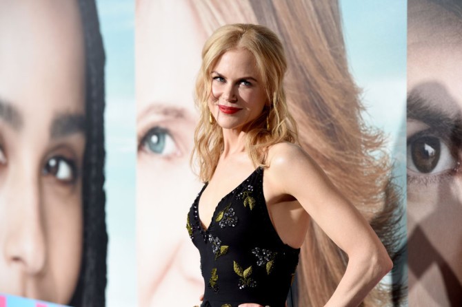Serie Tv, novità: Nicole Kidman produce The Expatriates. Nathan Fillion guest star di Brooklyn Nine-Nine