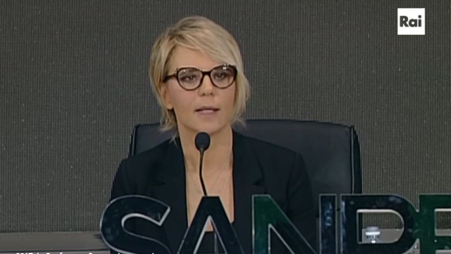 Sanremo 2017, Maria De Filippi ha la febbre. Carlo Conti: “Sta meglio, ci sarà”