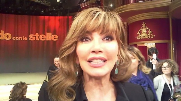 Ballando con le Stelle 2017, Milly Carlucci a Blogo: “Il mio sogno è Michelle Obama. Io temuta da Maria De Filippi? No” (Video)