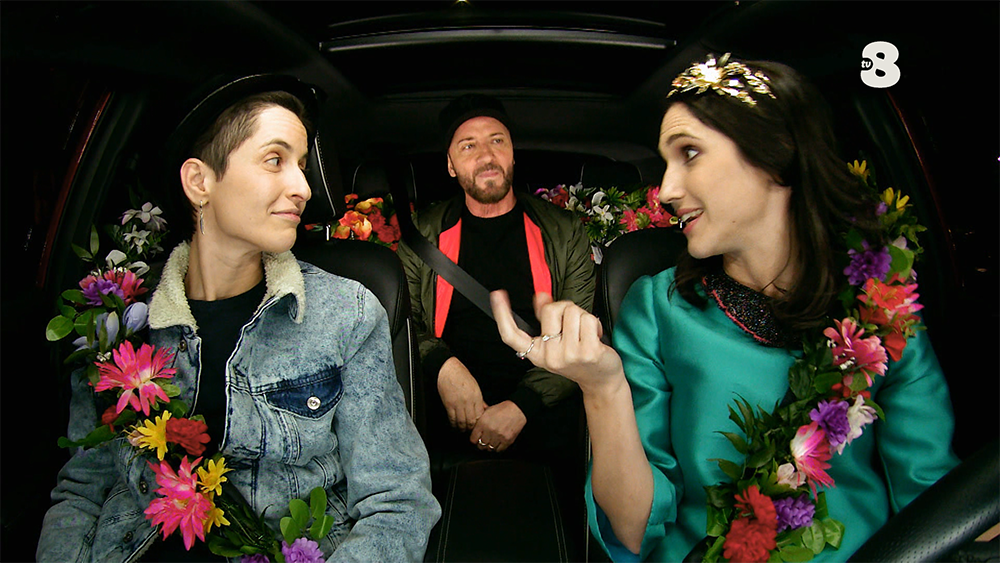 Sanremo in the car, la Comello canta prima del Festival su Tv8. Può farlo?