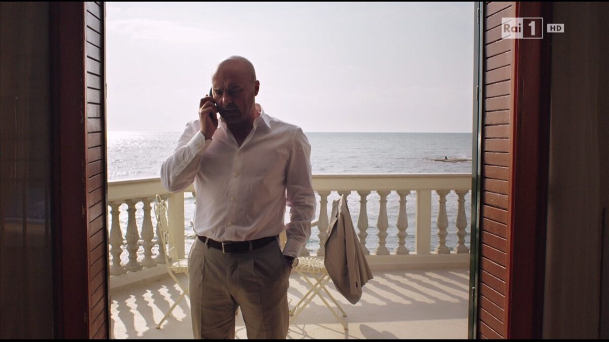 Stasera in tv, 20 marzo 2017: Montalbano, Tre Uomini e una Gamba, Eccezionale Veramente