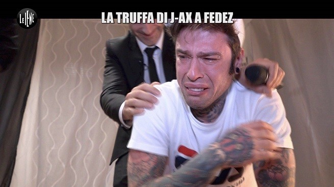 Le Iene, Fedez vittima di uno scherzo sul secondary ticketing (video)