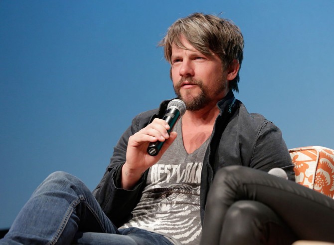 Serie Tv, pilot: Tim DeKay e Zachary Knighton in Linda From HR, Laverne Cox in The Trustee, John Leguzamo in Salamander