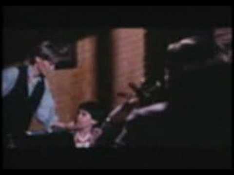 E.T. – il cameo tagliato di Harrison Ford