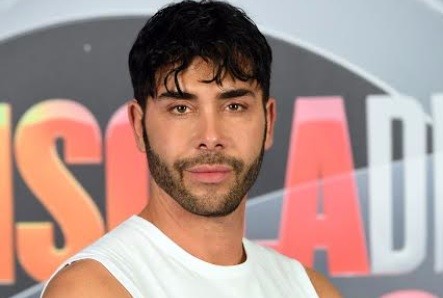 Isola dei famosi 2017, Giacomo Urtis a Blogo: “Moreno è un populista, ha mentito. Samatha De Grenet? Non sentivo il suo nome dagli anni ’80”