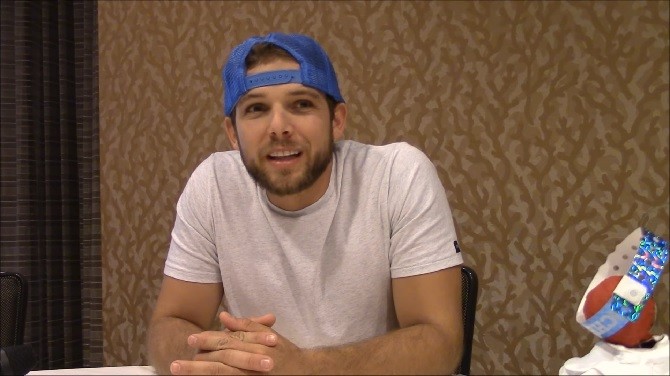 Serie Tv, pilot: Max Thieriot nel progetto Navy SEAL di CBS, Allison Miller in Salamander, The Passage di Fox rimandato
