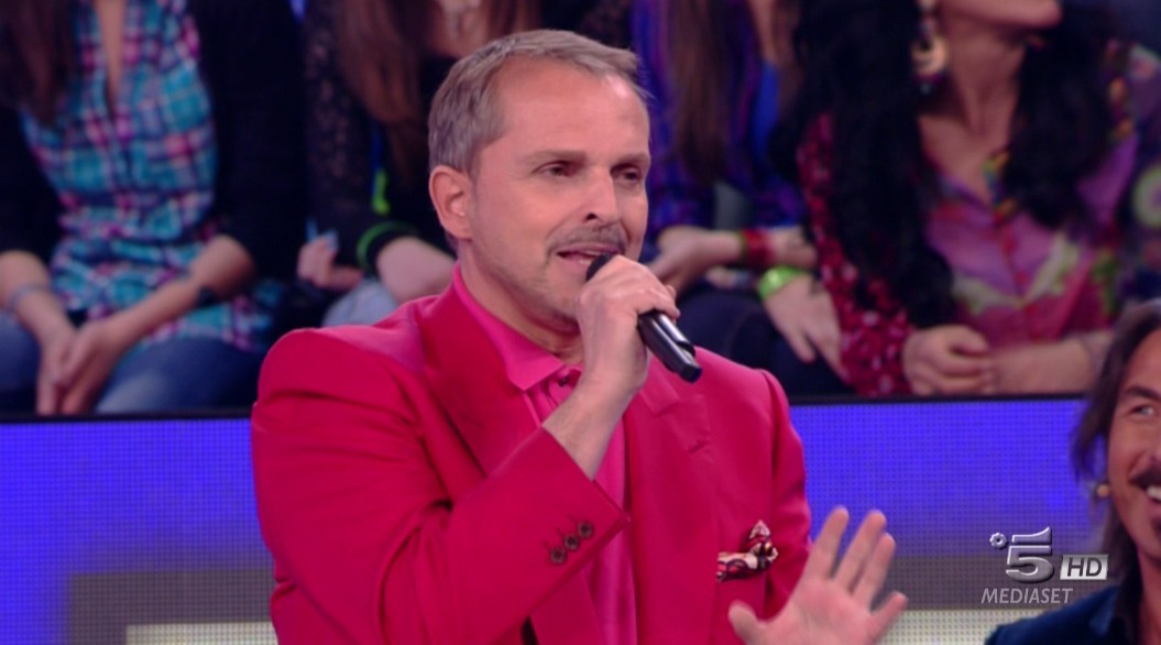 Amici 16 serale: Gianni Morandi e Miguel Bosè dovevano essere giudici?