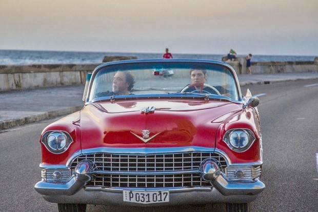 Non è un paese per giovani: nuove clip e backstage del film di Giovanni Veronesi