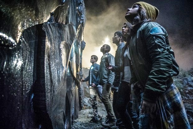 Power Rangers: nuove foto e locandine del reboot