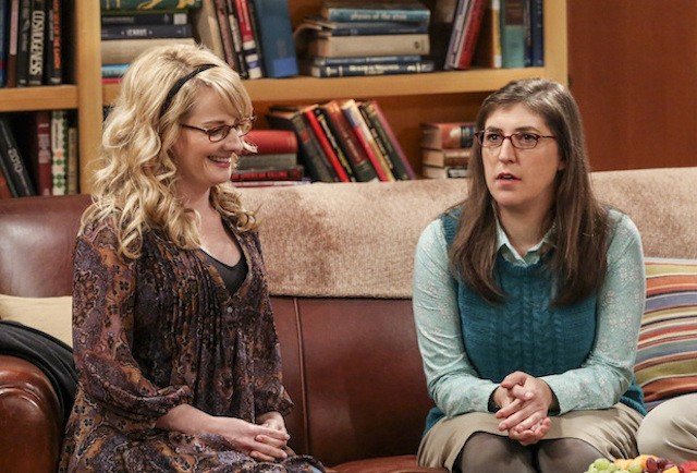 The Big Bang Theory, il cast propone di ridursi lo stipendio per favorire il contratto di Mayim Bialik e Melissa Rauch