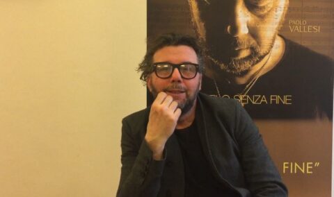 Paolo Vallesi a Blogo: “Un filo senza fine è il mio rapporto con la musica che andrà avanti per sempre”