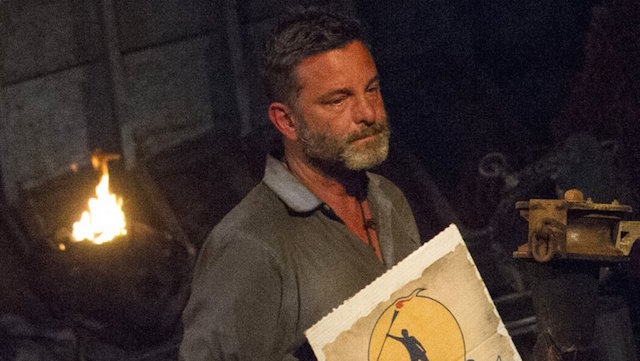Survivor, concorrente licenziato dopo che in un episodio ha fatto outing su un altro concorrente