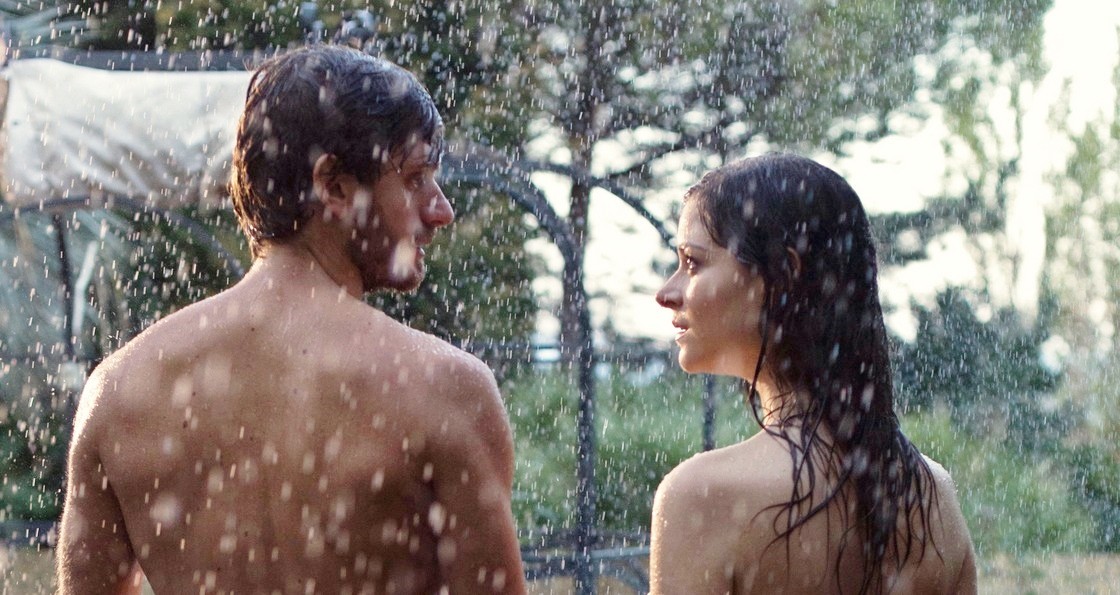 Acqua di Marzo: trailer e poster della commedia sentimentale di Ciro De Caro