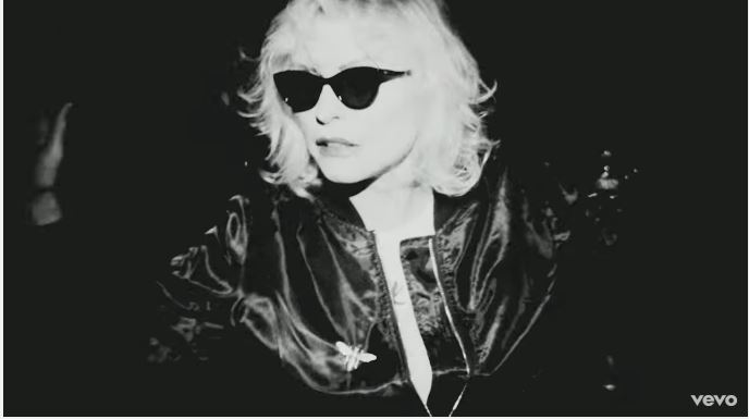 Blondie, Long Time: testo, traduzione e video ufficiale