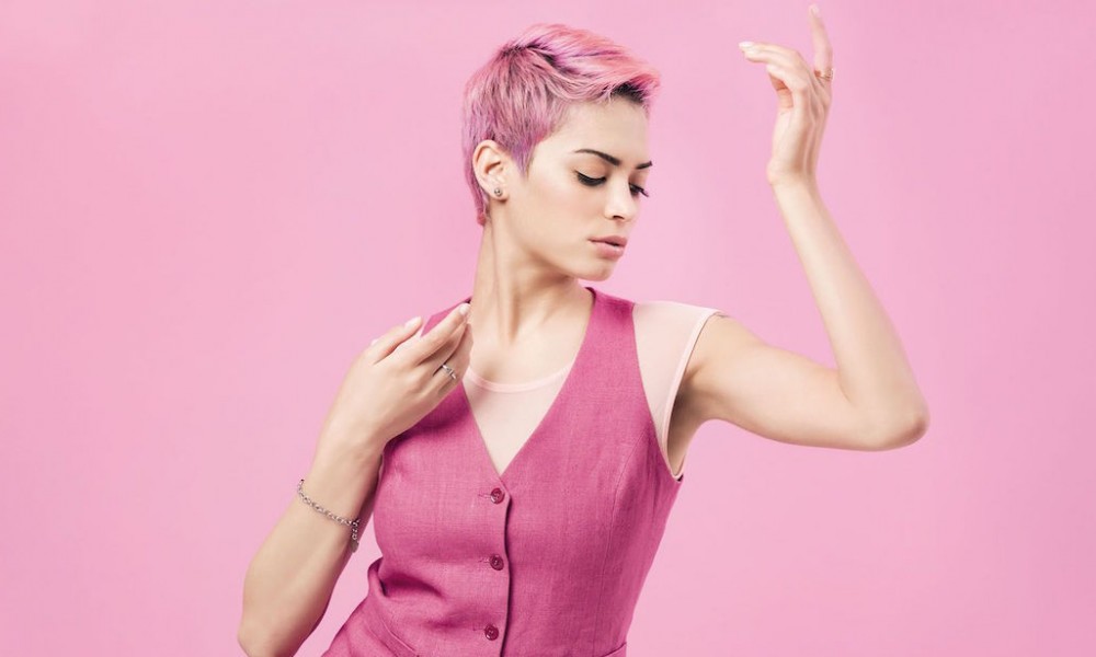 Elodie, Verrà da sé è il nuovo singolo: testo e audio