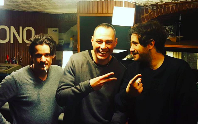 Fabri Fibra feat. Thegiornalisti, Pamplona: testo e audio